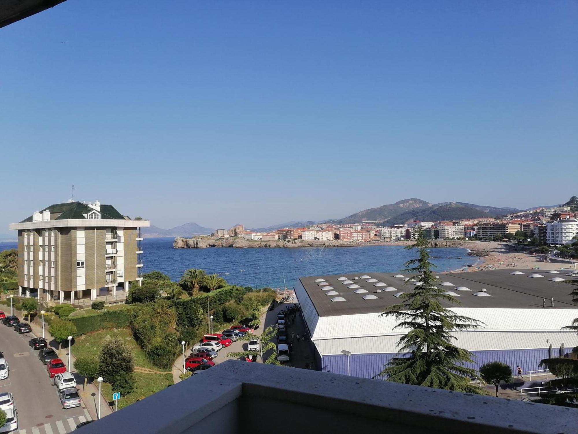 Apartamento Duplex Junto A La Playa Con Garaje Кастро-Урдиалес Экстерьер фото