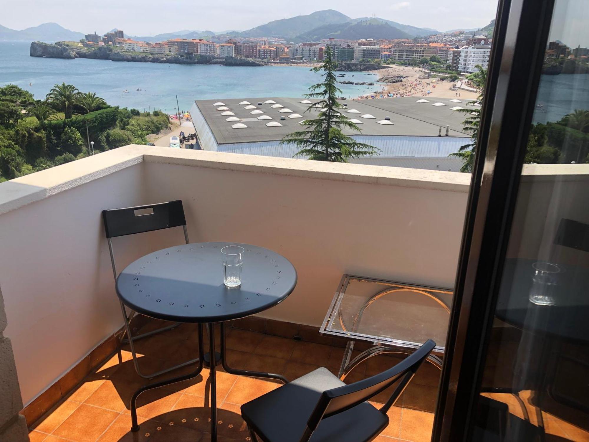 Apartamento Duplex Junto A La Playa Con Garaje Кастро-Урдиалес Экстерьер фото